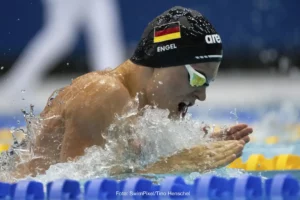 Weltmeister im Para-Schwimmen erzählt von plötzlichem Hörverlust